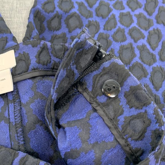 H&M Mid Rise Pants Animal Print Blue Black Zipper Closure size 6 - Picture 6 of 15